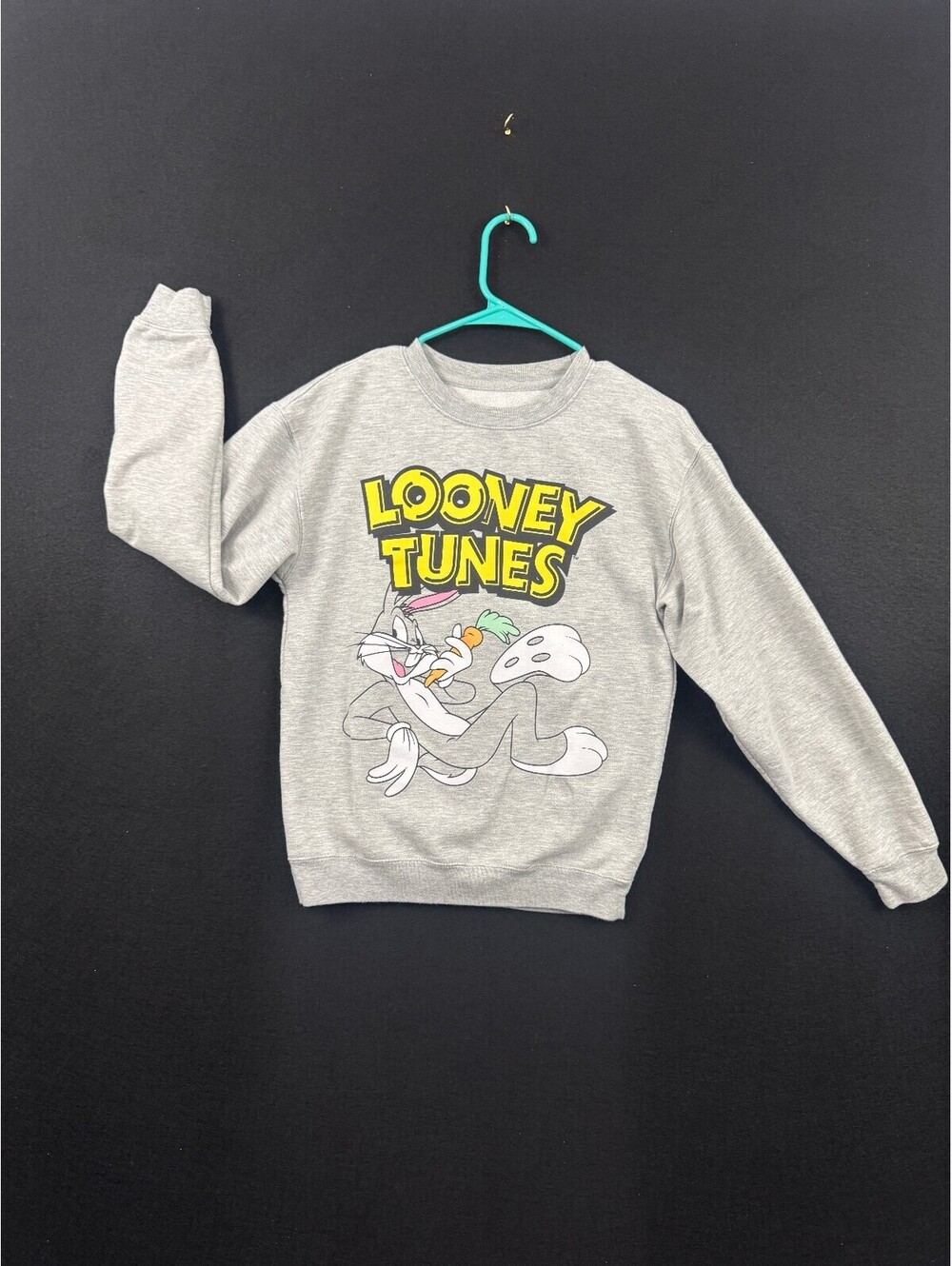 Looney Tunes Bugs Bunny Graphic Sweatshirt Size S